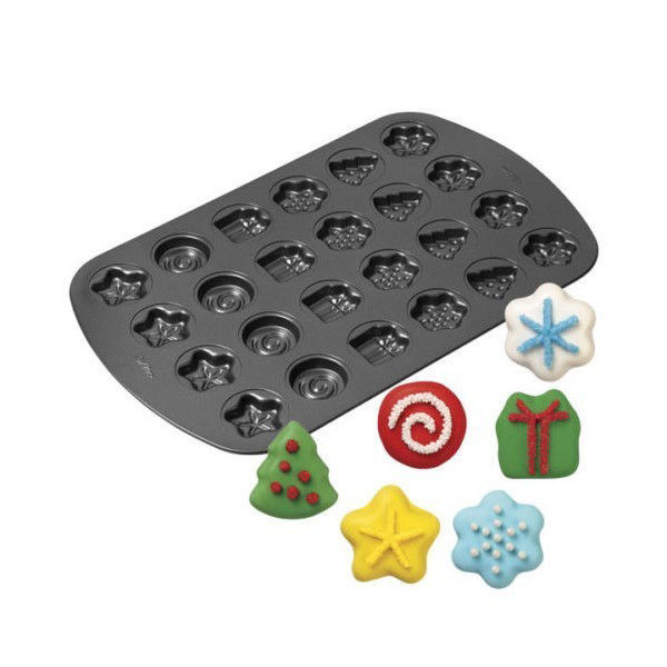Wilton Piastra Antiaderente Per Biscotti Di Natale – 24 Cavità, Alluminio, Diametro 8 Cm Per Forma