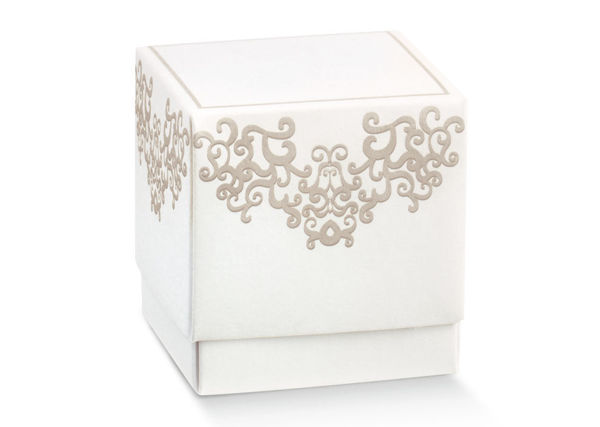 Immagine di Scatolino in Cartoncino Fleur 7x7 cm altezza 7 cm Chantilly Bianco 10 pezzi