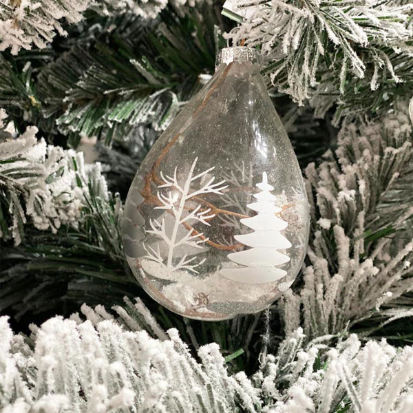 Immagine di Sfera in vetro fuso goccia con neve