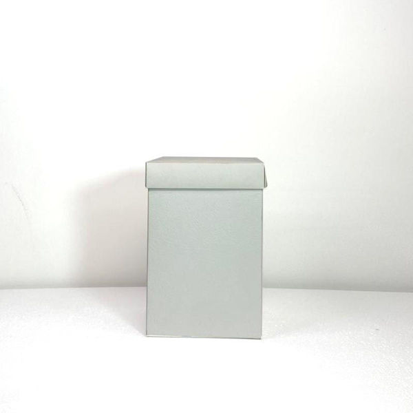 Scatola bianca elegante per bomboniere 10x10x15 cm