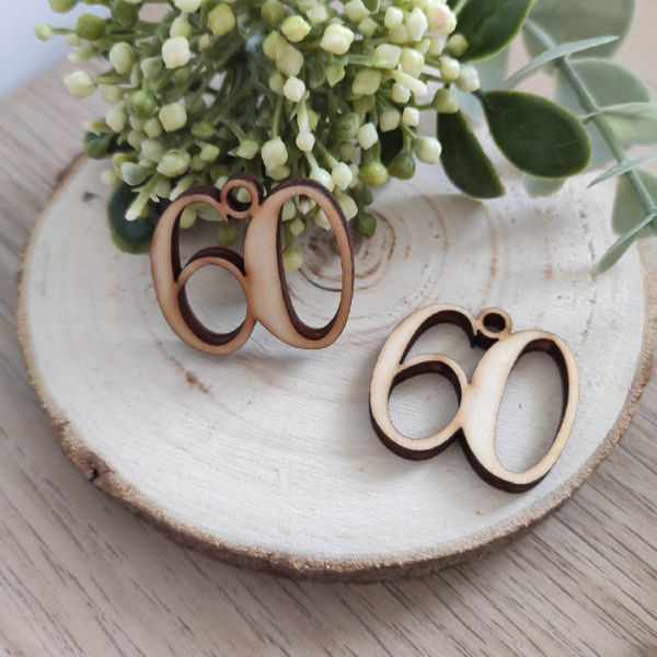 Immagine di Numero Decorativo in Legno o Plexiglass