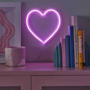Luce al neon rosa a forma di cuore ginger ray