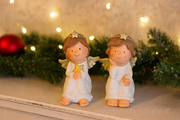 Angelo seduto in resina altezza 19 cm modello assortito