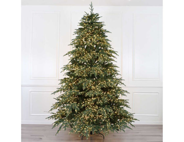 Albero di Natale Big Sky artificiale con luci LED integrate disponibile in 180, 210, 240 e 255 cm
