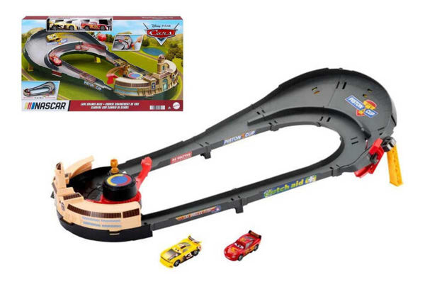 Pista NASCAR Cars con circuito Piston Cup e veicoli inclusi