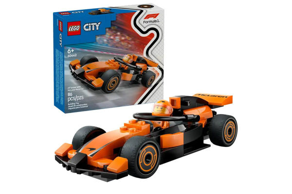 LEGO City 60442 monoposto McLaren F1 con minifigure del pilota