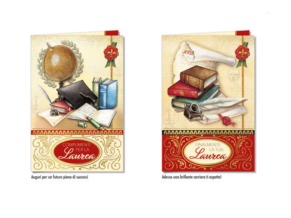 Biglietto auguri laurea con grafica elegante e simboli accademici