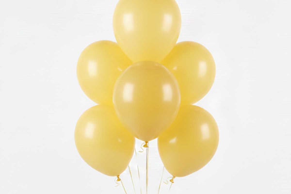 Palloncini giallo mais in lattice decorativi per feste e allestimenti