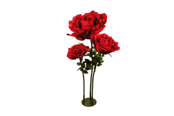 Rosa stabilizzata rossa decorativa