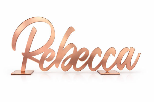 nome da tavolo personalizzato rebecca in plexiglass rosa gold
